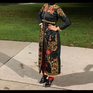 Indian Beautiful shalwar Kameez in new like condition